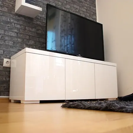 Miljacka 13 Apartman Szarajevó